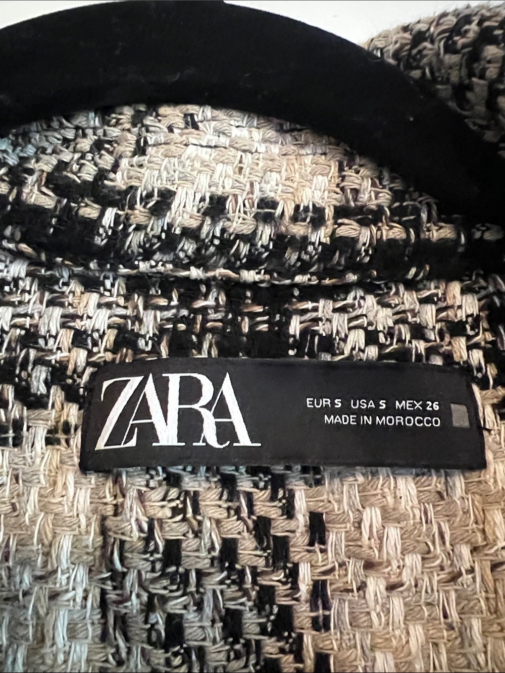 Zara Shacket - Picture 2 of 2